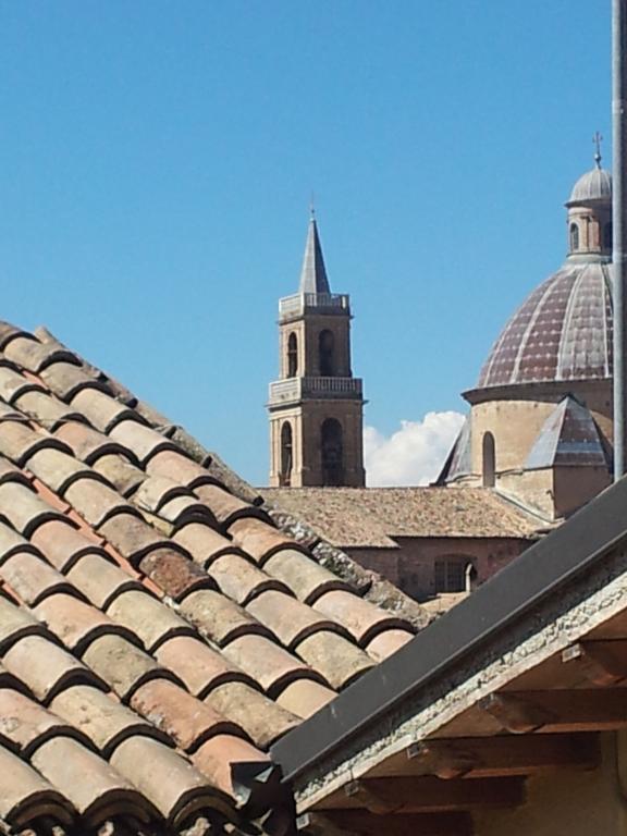 Antico Gioiello Umbro , Appartamento Con Terrazza فولينيو المظهر الخارجي الصورة